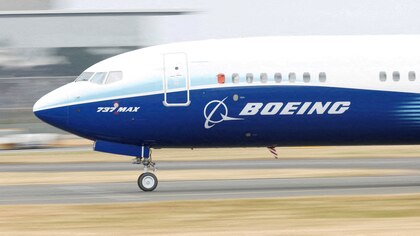 La Justicia de EEUU acusó a Boeing de violar un acuerdo de seguridad por los accidentes que involucraron a su avión 737 MAX