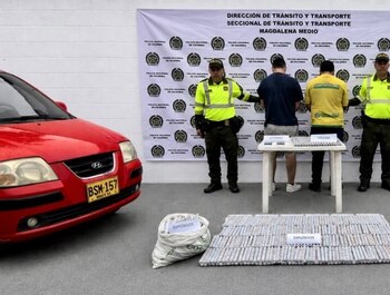 El material explosivo fue encontrado oculto en el baúl de un vehículo particular durante un operativo de la Policía-crédito Policía del Magdalena Medio