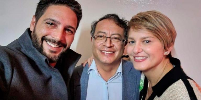 Agmeth Escaf fue cercano al expresidente Gustavo Petro y su exesposa Verónica Alcocer cuando la pareja, que estuvo en la Casa de Nariño, seguía unida - crédito suministrada a Infobae Colombia