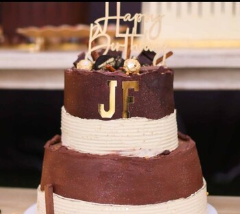 Jefferson Farfán celebró sus 39