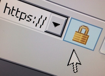 Internet Explorer fue el navegador predeterminado de los ordenadores de Apple (Mac) durante un período de cinco años, entre 1998 y 2003.
REUTERS/Mal Langsdon