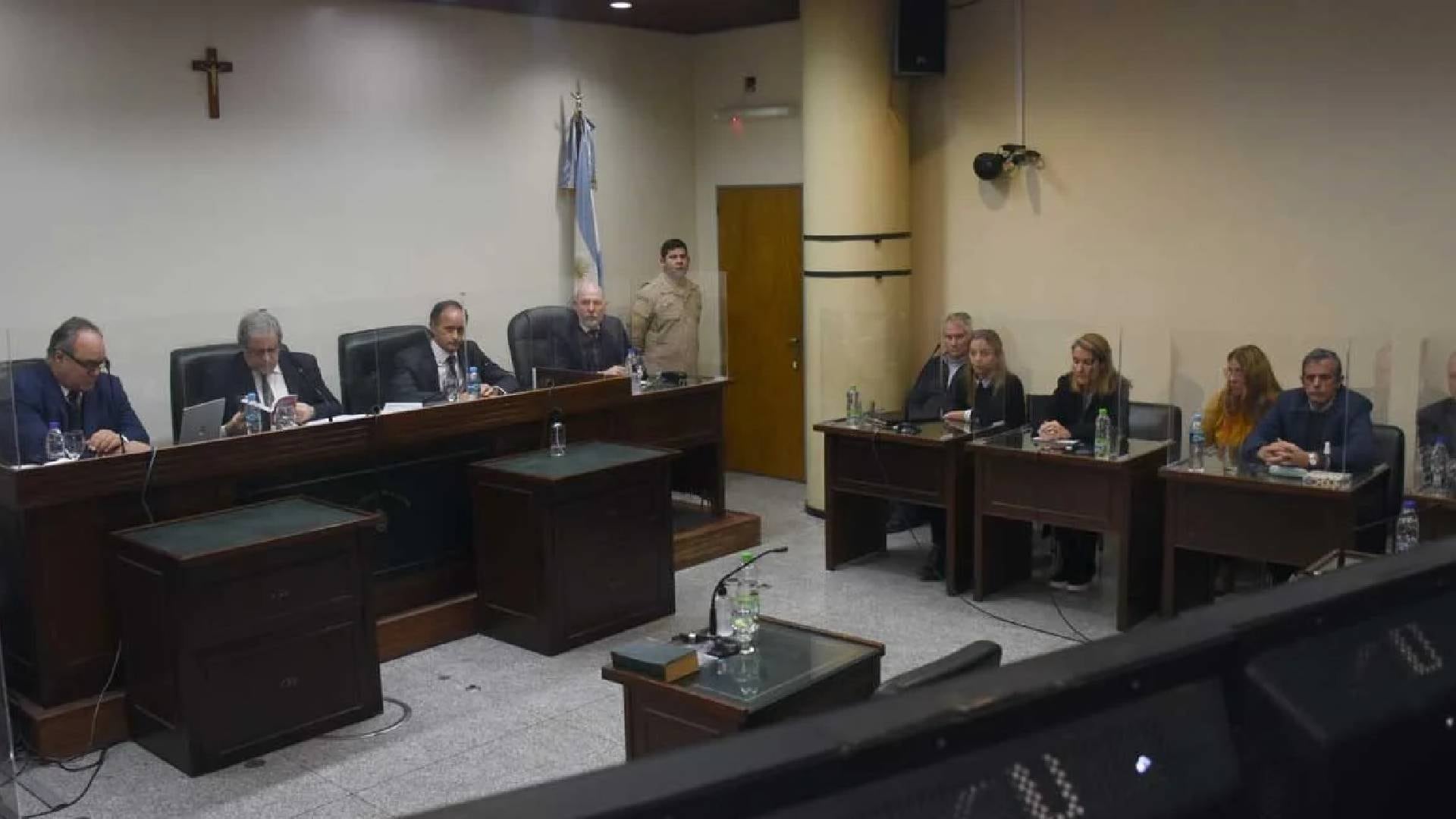 El día de la condena en 2022 al contador Mario Rossini por la causa Bolsafé en Santa Fe. Ahora la confirmó Casación Foto: Guillermo Di Salvatore (El Litoral)
