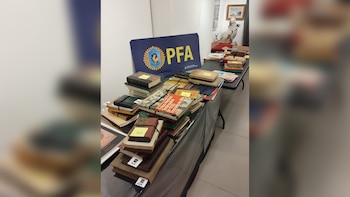 La PFA recuperó documentos históricos de Rosas, San Martín y más