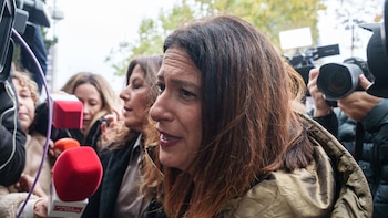 Leire Díez anotó en una agenda "reunión con P.S." y el Gobierno niega "cualquier encuentro" de Sánchez con ella