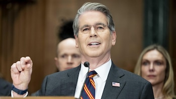 EEUU sanciona a tres entidades