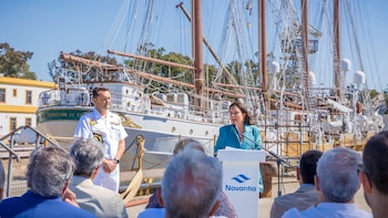 San Fernando otorga el Premio Cortes al buque escuela Juan Sebastián Elcano antes de su centenario en 2027