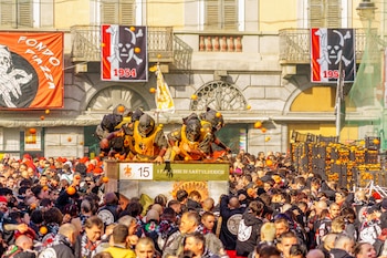 Carnaval de Ivrea, en Italia.