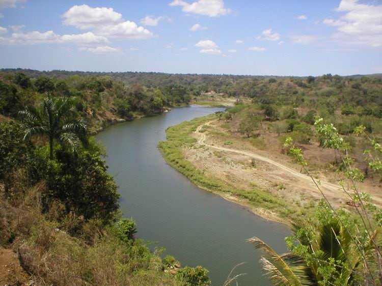 El Ministerio de Medio Ambiente triplicó las sanciones frente a infracciones ambientales gracias a nuevos protocolos y 47.000 operativos interinstitucionales ejecutados en 2025. (Cortesía: Mi país la República Dominicana)