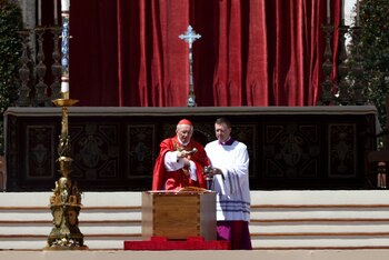 La despedida de Francisco reunió