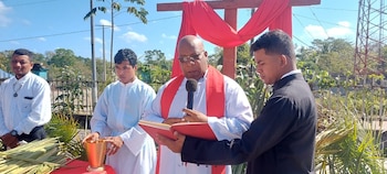 La Diócesis de Venice designó al sacerdote miskito Rodolfo French como administrador de la parroquia St. Raphael en Florida. (Foto: redes sociales)