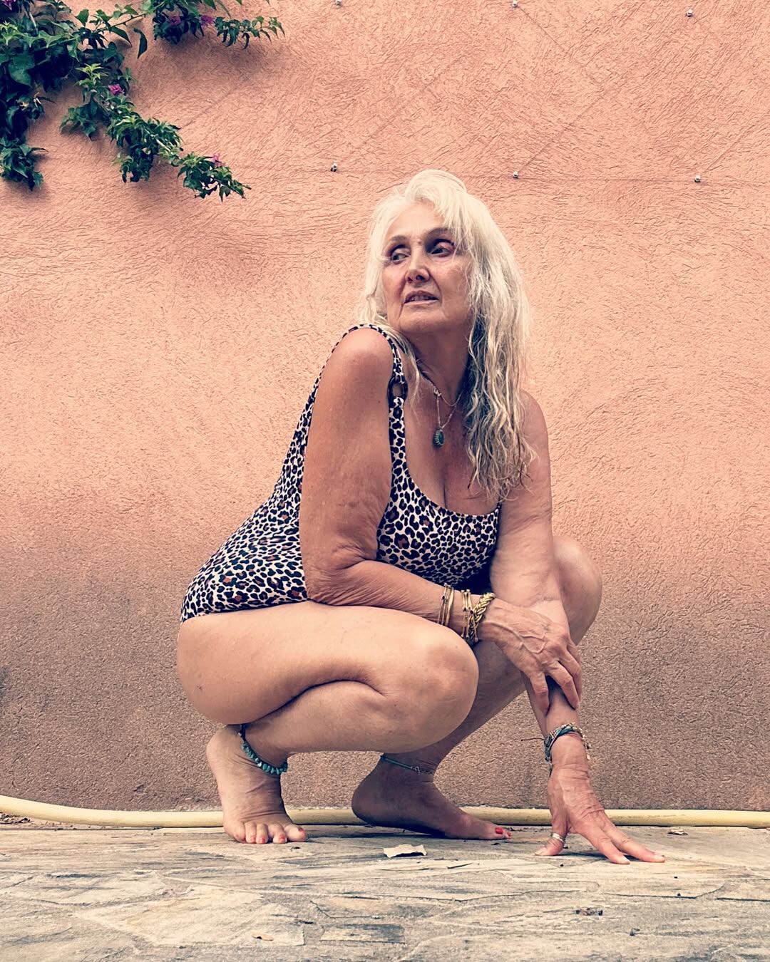 El miedo a envejecer empieza a ser sustituido por el orgullo de la experiencia. En la foto: Caroline Ida, modelo y activista sexagenaria