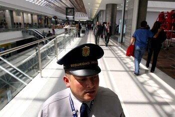 El "trinomio de seguridad" es una iniciativa conjunta con el distrito en Bogotá - crédito Colprensa