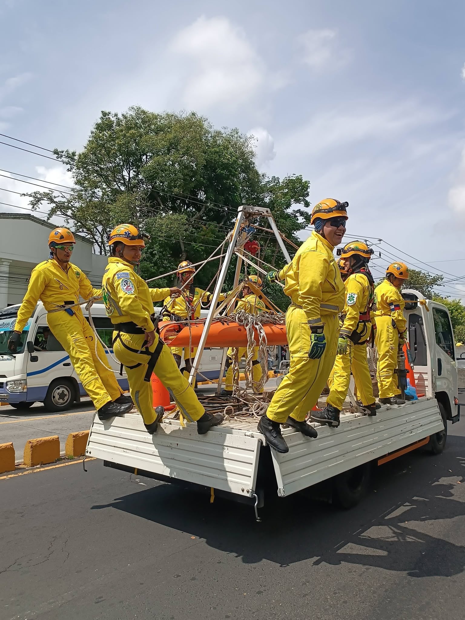 Atenciones 24/7 todos los días de la semana es lo que ofrecen los rescatistas voluntarios de Comandos de Salvamento (Foto cortesía Comandos de Salvamento)