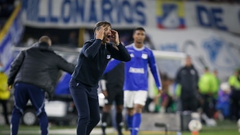 Universitario definió su postura sobre la búsqueda del técnico de Millonarios: así será el futuro de Fabián Bustos