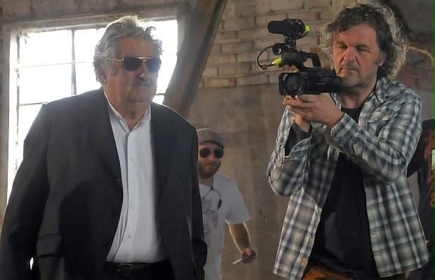 Pepe Mujica durante la filmación de los que sería a película El Pepe una vida suprema de Emir Kusturica, guionado por Julián Kanarek