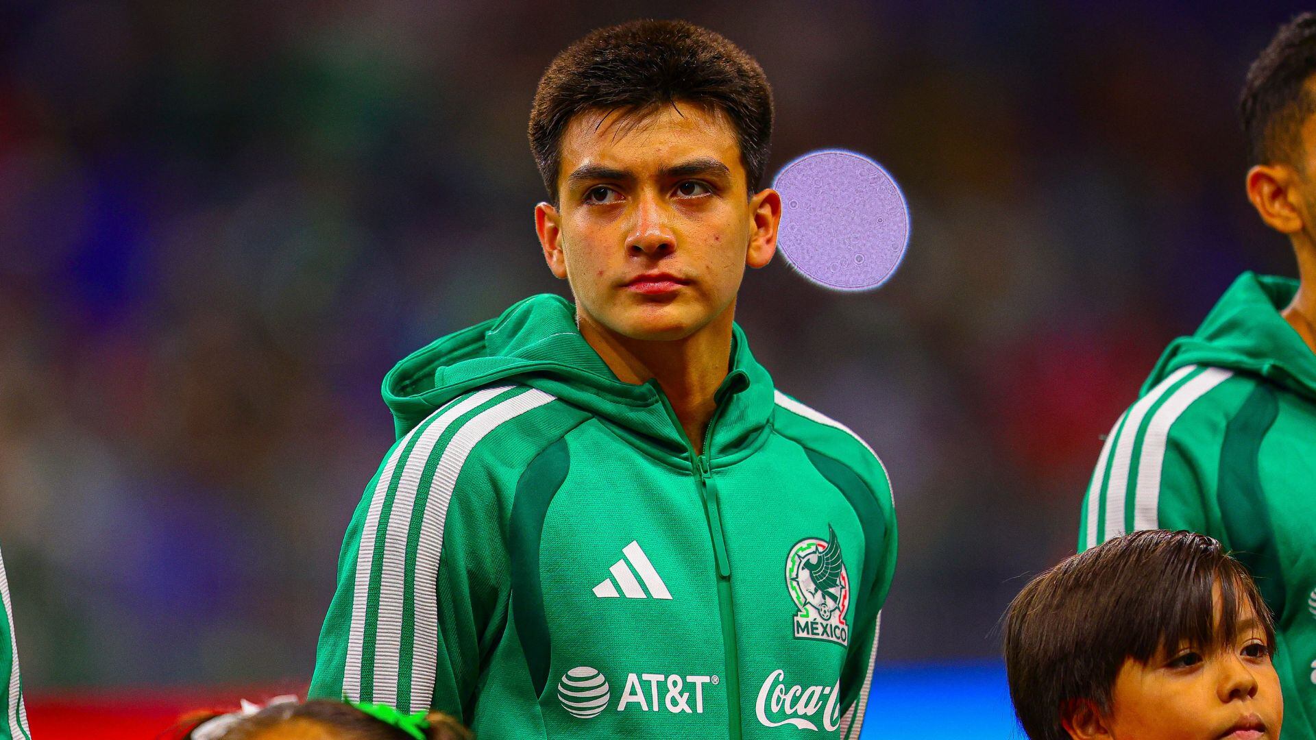 Sebastián Abreu pide la titularidad de Gilberto Mora en la Selección Mexicana