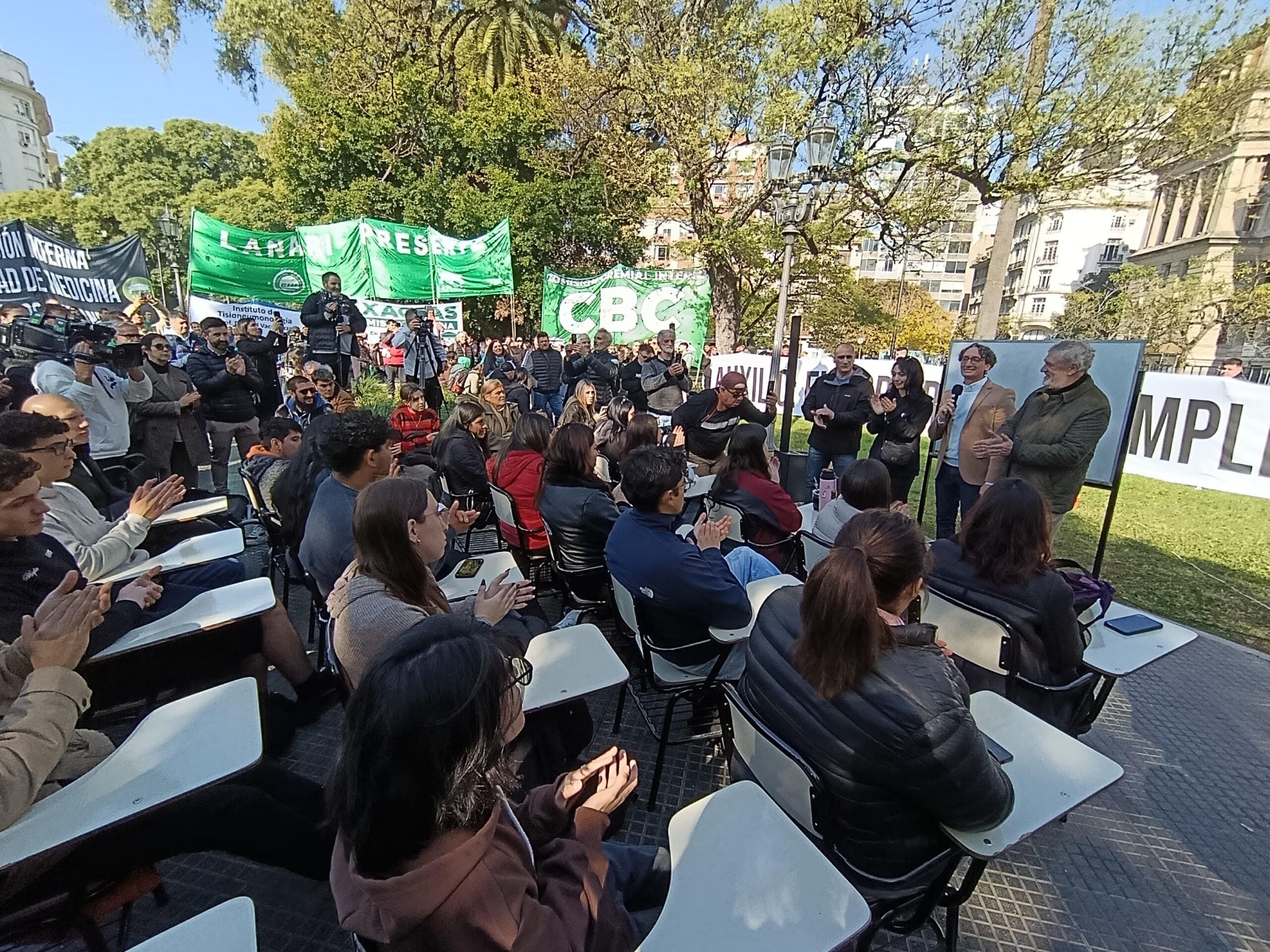 Hubo clases públicas frente a Tribunales, en la Ciudad de Buenos Aires
