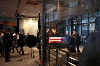 Líderes comunitarios y ciudadanos se