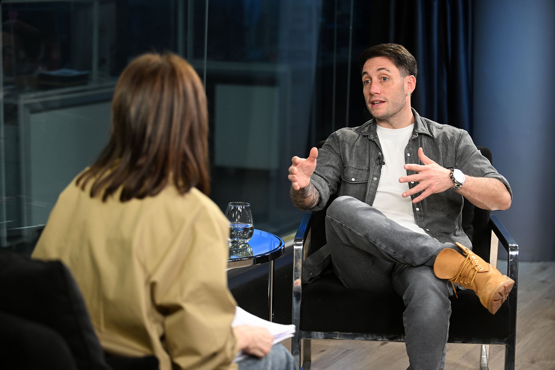 Momo Benavides: “La paso muy mal, lo peor es mi cabeza cuando estoy solo con mis pensamientos”