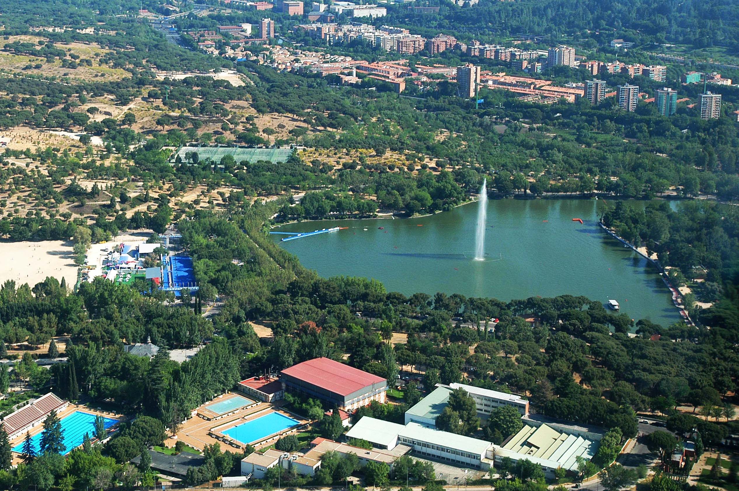 Imagen aérea de la Casa de Campo de Madrid. (Turismo Madrid)