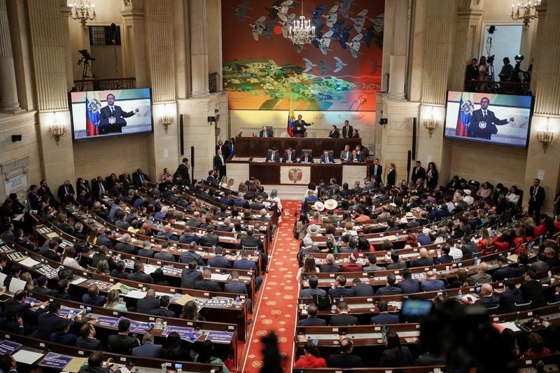 El proyecto de ley debe surtir trámtie en el Congreso de la República con dos debates en la Cámara de Representantes y otros dos en el Senado - crédito Nathalia Angarita/Reuters