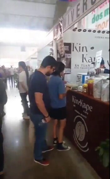 El hombre hizo el mismo