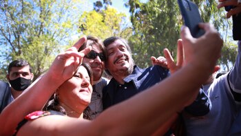 "Presentes para los aplausos y