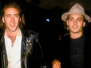 Nicolas Cage impulsó la carrera de Johnny Depp al sugerirle incursionar en la actuación durante una etapa de incertidumbre laboral