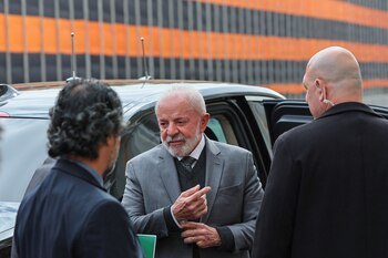 Lula enfrenta críticas tras