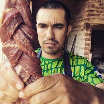 Chicharrón trenzado, una de sus