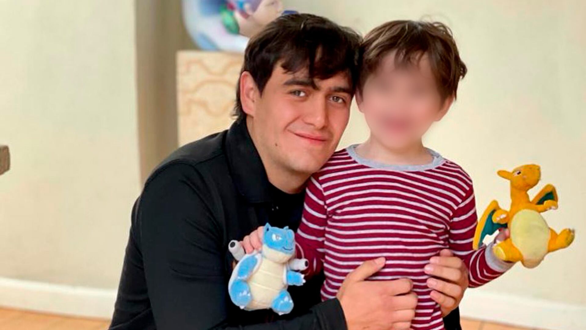 Padre e hijo nacieron el mismo día: 2 de mayo.