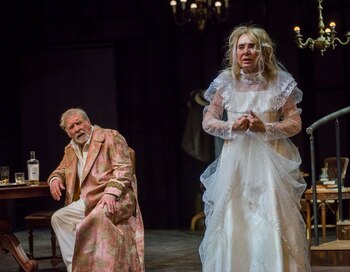 Vuelve "Largo viaje de un