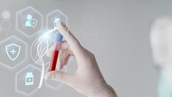 Madre de menor envenenada con