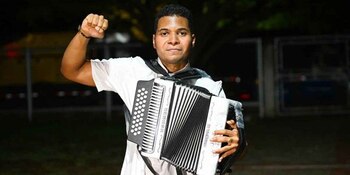 Jerónimo Villazón se coronó por