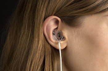 El uso de electroencefalografía permite