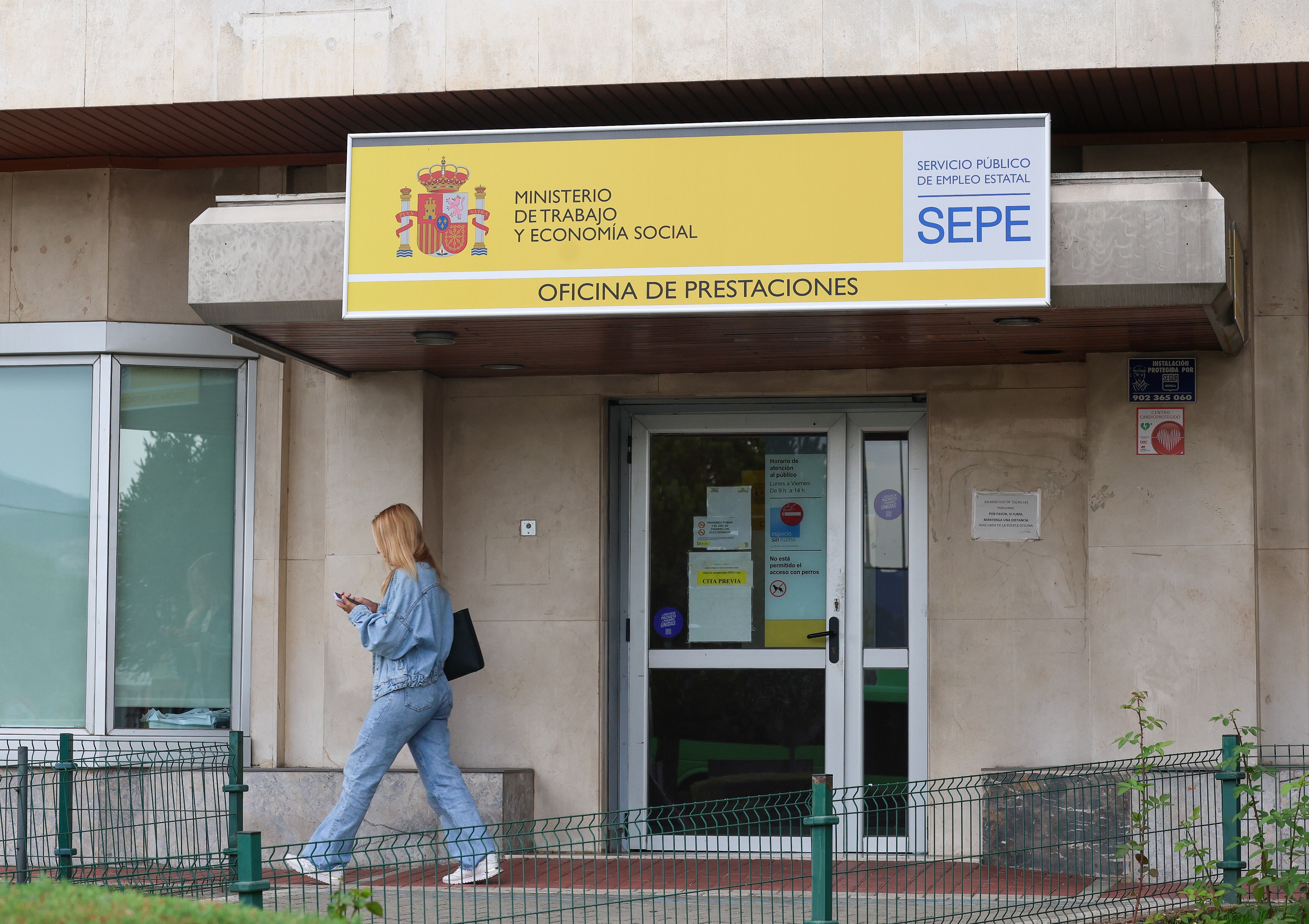 Oficina del SEPE, en Madrid, España. (Marta Fernández/Europa Press)