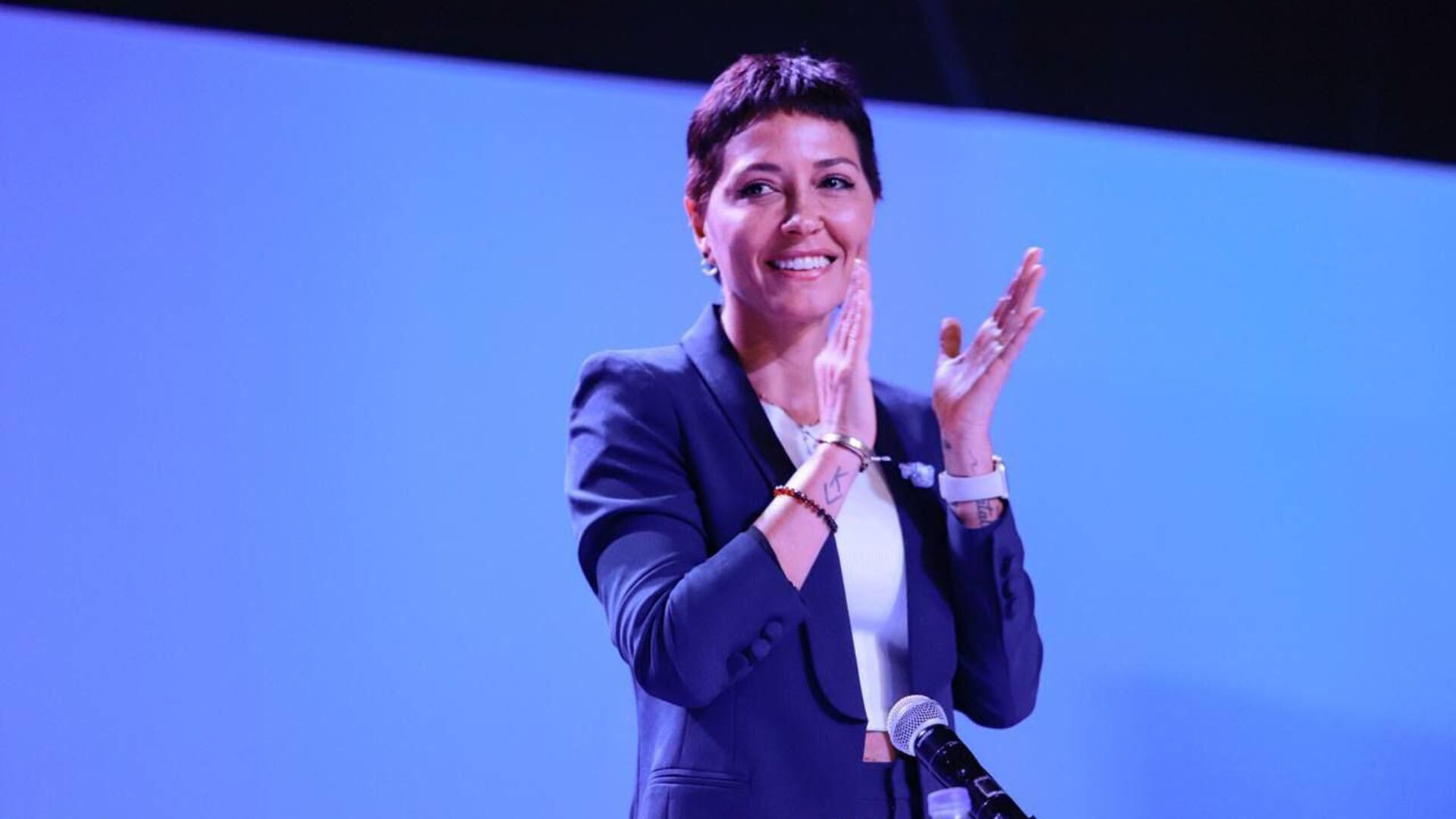 Mayra Mendoza es una de las integrantes del grupo de Máximo Kirchner al que apunta Larroque