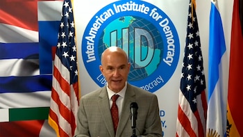 Robert Evan Ellis se incorpora al Interamerican Institute for Democracy