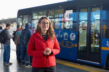 María Fernanda Ortiz explicó los ajustes operativos en el sistema de transporte. - crédito TransMilenio