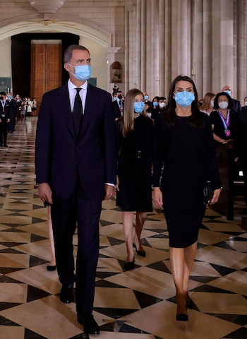 misa en homenaje a victimas de covid en españa reyes españoles