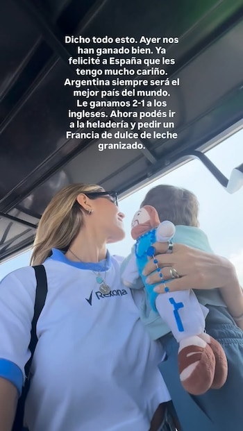 De vuelta en el camino a Miami, Barón compartió una postal familiar que resumió el espíritu con el que vivió toda la experiencia mundialista