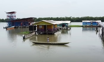 Los habitantes del pueblo se