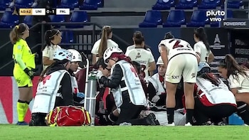 Preocupación en Universitario: jugadora salió ahogada y con oxígeno en el duelo ante Palmeiras por Libertadores Femenina