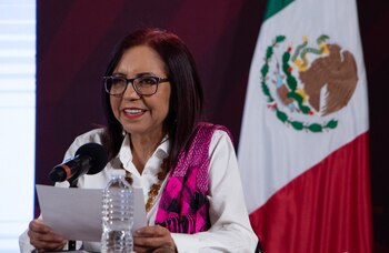 Titular de la SEP da