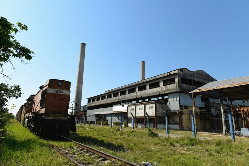 El colapso sobre rieles: la crisis del transporte en Cuba deja a las provincias aisladas y sin combustible