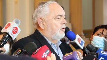 Jorge Montoya en contra de