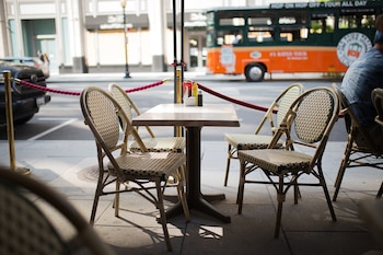 Los clientes de un restaurante