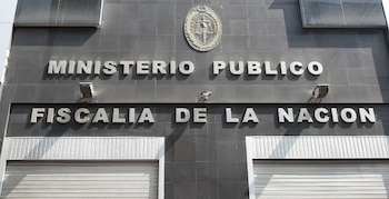 La tesis del Ministerio Público apunta a la existencia de un presunto mecanismo de lavado de activos basado en la conversión y transferencia de fondos.