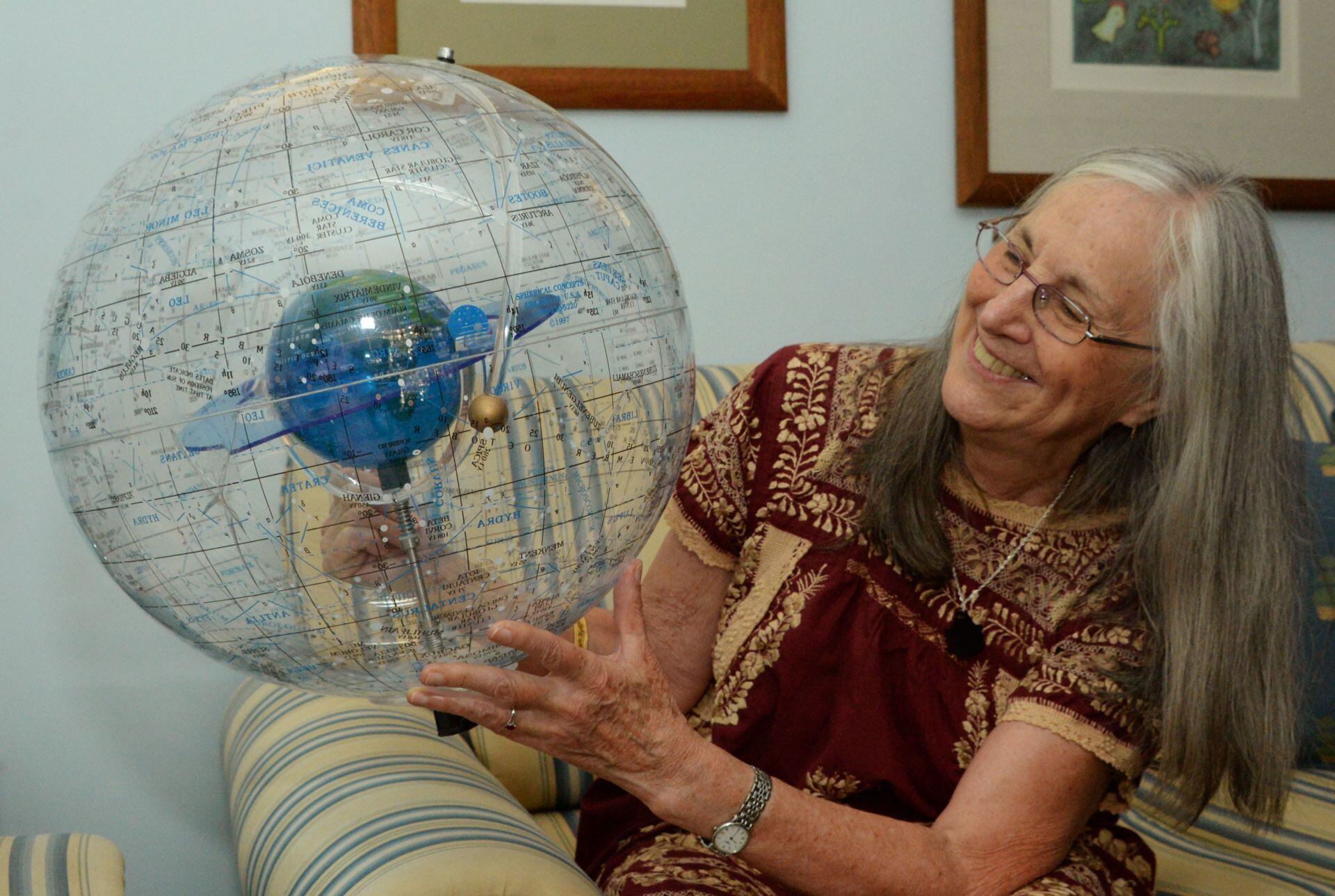La UNAM confirmó el fallecimiento de Julieta Fierro, académica y astrónoma mexicana.