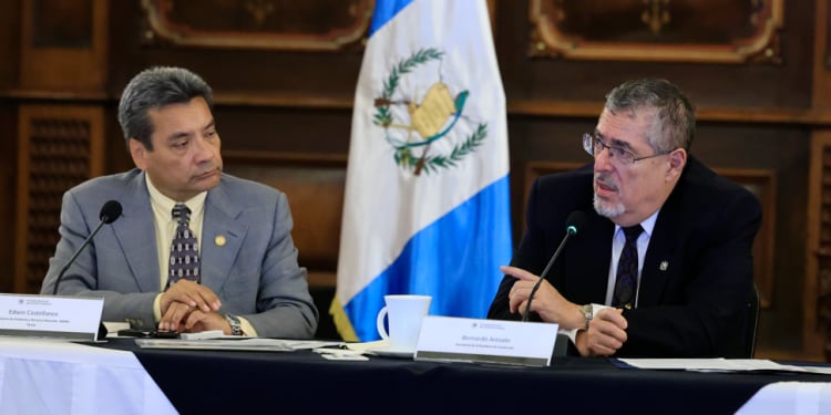 El presidente Bernardo Arévalo encabezó la primera reunión ordinaria del Consejo Nacional de Cambio Climático de Guatemala. (Agencia Guatemalteca de Noticias)